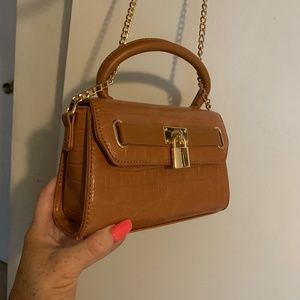Trendy *small* crossbody purse